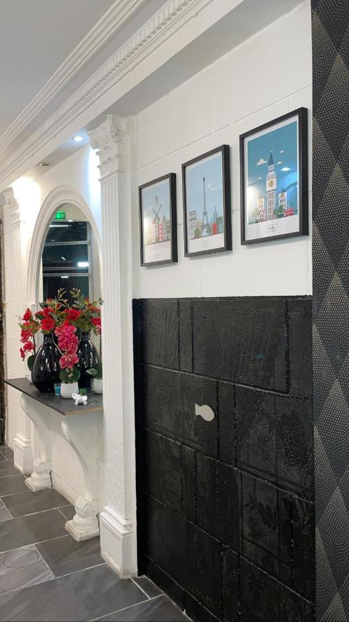 Hotel Nd Five Марсилия Екстериор снимка